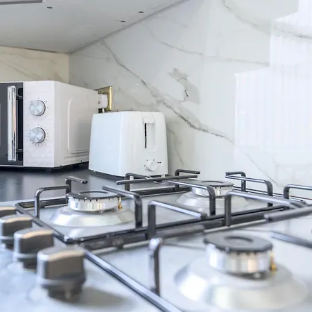 Large Homely Retreat In Pass The Keys Semesterbostad Leeds (West Yorkshire)